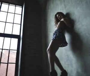 Amateur POV sexy model - Small Tits