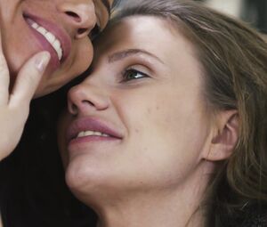 Lesbian Girfriens - Elina De Lion fucked Vicky Love-Good-Morning