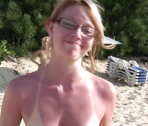 Beach_ALS_Nude Girls on the Beach