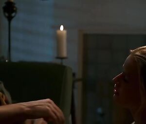 Elisabeth Shue Sexy - The Trigger Effect (1996)